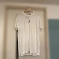 JORDAN ホワイト Tシャツ