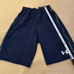【アンダーアーマー】ハーフパンツ（L）ネイビー、グリーン
