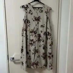 Freesia 花柄 ノースリーブ サロペット