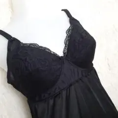 GUNZE GUNZE 胸元レース　光沢　スリップ　黒　日本製　98-95 B