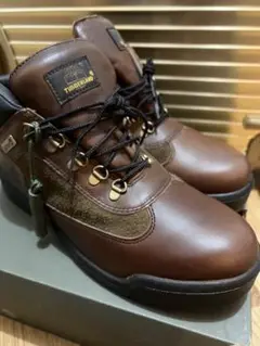 Timberland Barneys New York別注フィールドブーツ