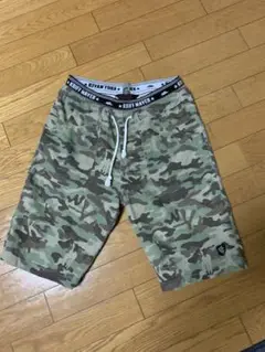 KNIFE MAYER 迷彩ショートパンツ