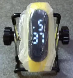 【新品】デジタル腕時計・イエローシリコーンバンドユニセックススポーツファッション