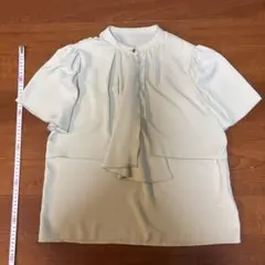 くすみグリーン　L バンドカラーブラウス