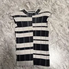 タンクトップ