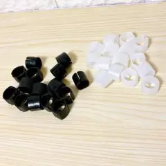 椅子 滑り止めキャップ プラスチック素材 U型 ブラック+ホワイト 30個入り