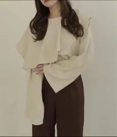 alumu ラッフルボリュームブラウス