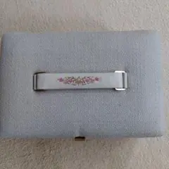 ホワイトアクセサリーケース
