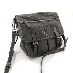 PRADA プラダ ショルダーバッグ 白タグ 斜め掛け レアカラー ライトグレー