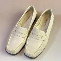 美品　ロックポート レディース ローファー 24.5cm 生成り 上質レザー