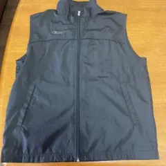 Champion 黒 ベスト ジッパー付き