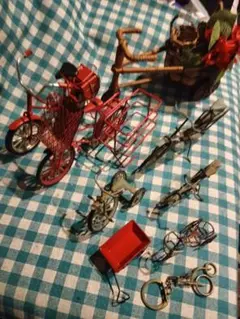 ミニチュア自転車セット 赤