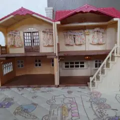 シルバニアファミリー 赤い屋根2階建ての家