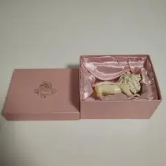 ピアース ミニジュエリーボックス ホワイトライオン