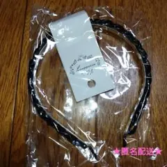 カチューシャ黒 ツイスト