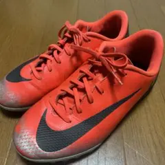 ナイキ　マーキュリアル　ロナウド