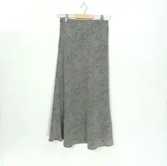 美品❣️INED フレアスカート サイズ７ 白黒ドット　ロング丈 日本製　上品
