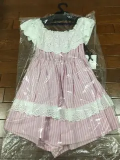 新品未使用ニーナミュウ♪ロンパース 、オフショルレースロンパース