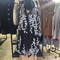 Item thumbnail for item 4ff28992-f1de-4b5d-8d44-72fc6924b2b1