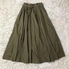 美品　ロイスクレヨン　ロングスカート　ベルト付き　カーキ