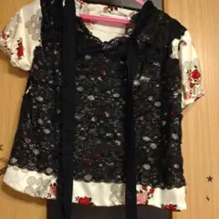 ハンドメイド　レースフリル付き黒カジュアルトップス　サイズはおそらくＭ