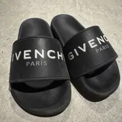 Givenchy ジバンシィキッズ ロゴサンダル 17.6センチ