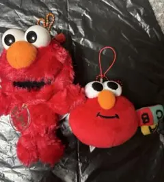 エルモ　ユニバ　マスコット　キーホルダー　ぬいぐるみ　USJ
