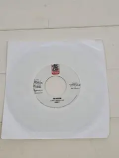 The System / Lindo P