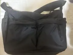ユニクロ　ショルダーバッグ