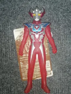 ウルトラマンタイガ トライストリウム スペシャルカラーver.　ソフビ