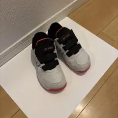 ヨネックス　テニスシューズ　室内用　21cm