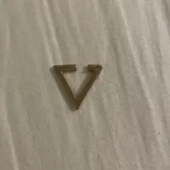 イヤーカフ