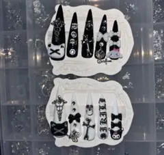ネイルチップ♡ハンドメイド♡y2k♡地雷系♡量産型♡サブカル♡ごてごて♡モノクロ