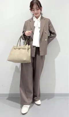 Item thumbnail for item f5e0df0a-ee42-41f6-b7f0-3b27e1a8589e