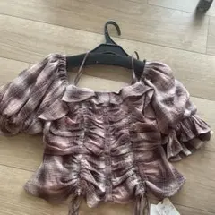 クロップドバリエブラウス