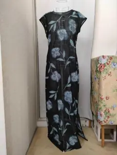 Knapp Studio　ブラック　マキシワンピース　裏なし