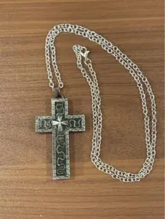 ネックレス ペンダント　いかゲーム　可愛い　おしゃれ　軽量　コンパクト　十字架
