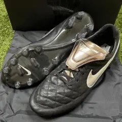 値下げNIKE ティエンポレジェンド　トッティ　3000足限定　シリアルナンバー 値下げNIKE ティエンポレジェンド トッティ 3000足限定 シリアル