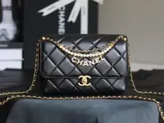 CHANEL ブラック レザー ショルダーバッグ