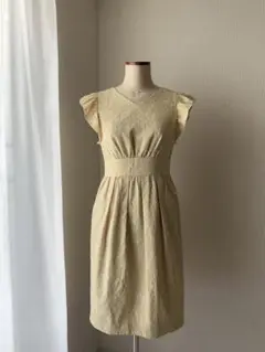 TroisiemeChaco イエロー フリル袖 ひざ丈ワンピース