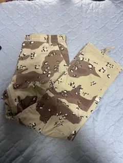 迷彩柄ズボン