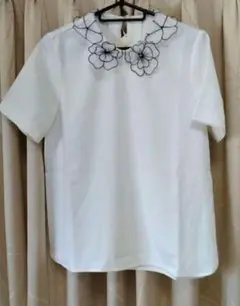 Liala×PGの 花柄刺繍付き半袖トップス☆S