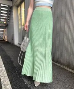 ✨️新品未使用✨️AMERI SHINE KNIT PLEATS SKIRT