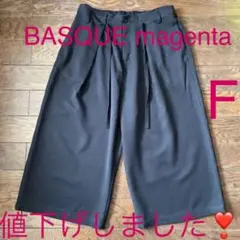 バスクマゼンタ　BASQUEmagenta ハーフパンツ　ワイドパンツ　フリー