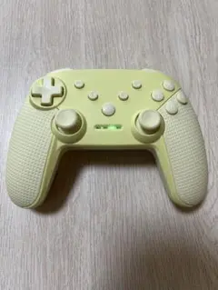 スリーコインズ　ワイヤレスゲームコントローラー　Switch