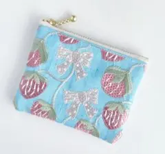 Item thumbnail for item 449caf7b-1fdf-4df3-8a22-56cf1a7b7417