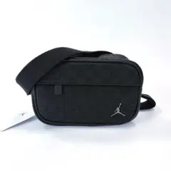 新品　JORDAN BRAND モノグラム カメラ バッグ ブラック