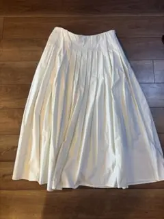 ZARA ホワイト プリーツスカート Mサイズ