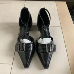 Who's Who galleryベルトストラップミュールパンプス
