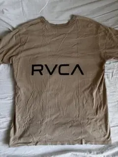 RVCA ベージュ Tシャツ ロゴ入り